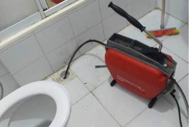 SAPANCA'DA Kırmadan Tıkanıklık Açma